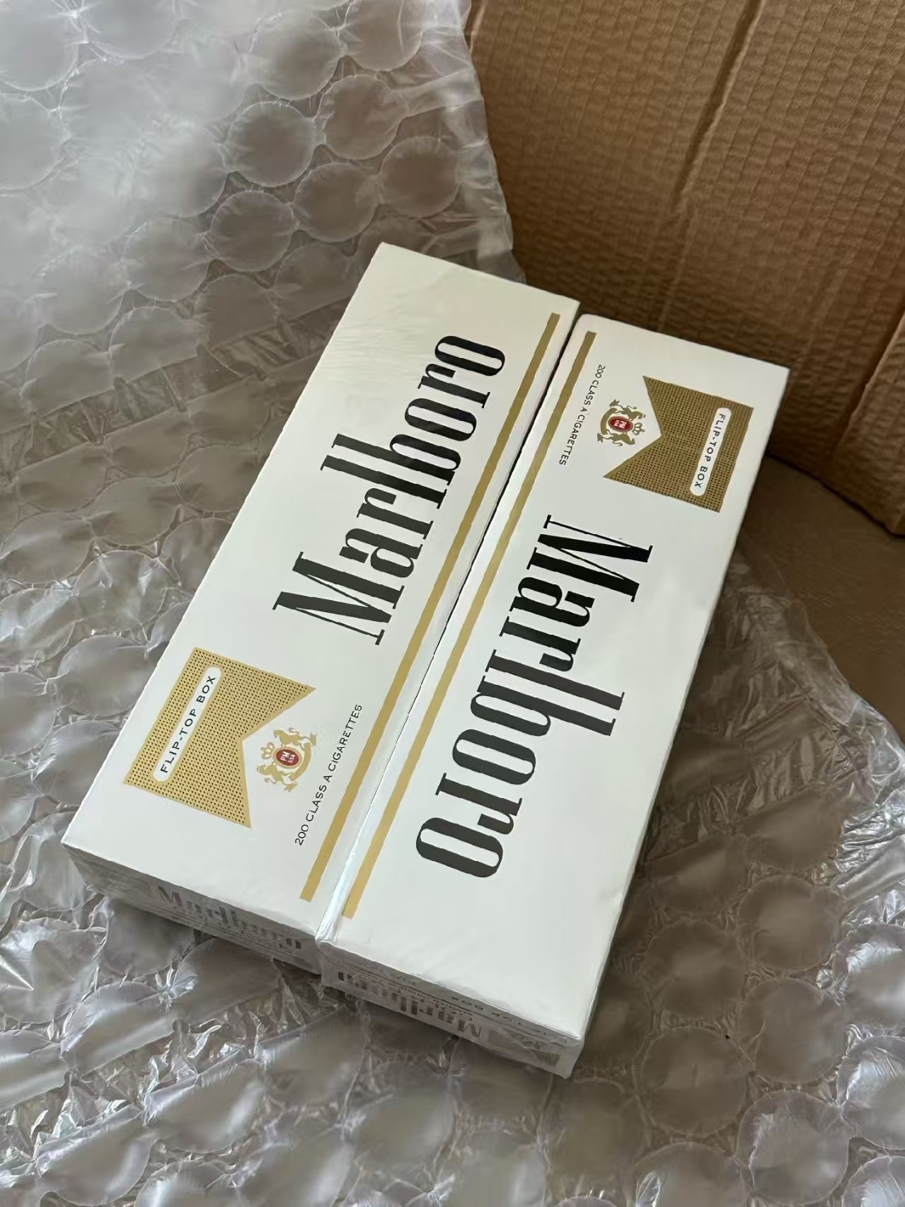 [Limited-Time Offer!] Marlboro White, 2-Cartons - 2